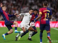 亚博体育_关于巴塞罗那西甲击败塞维利亚京多安远射命中的信息